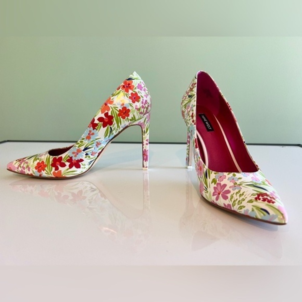 Women's Tatiana Stiletto Pointy Toe Dress Pumps